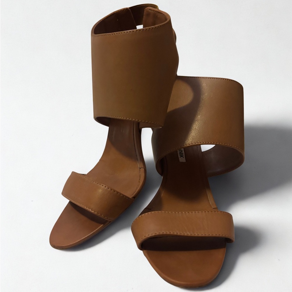 Manolo Blahnik Brown Leather Sandal Heels Size 38